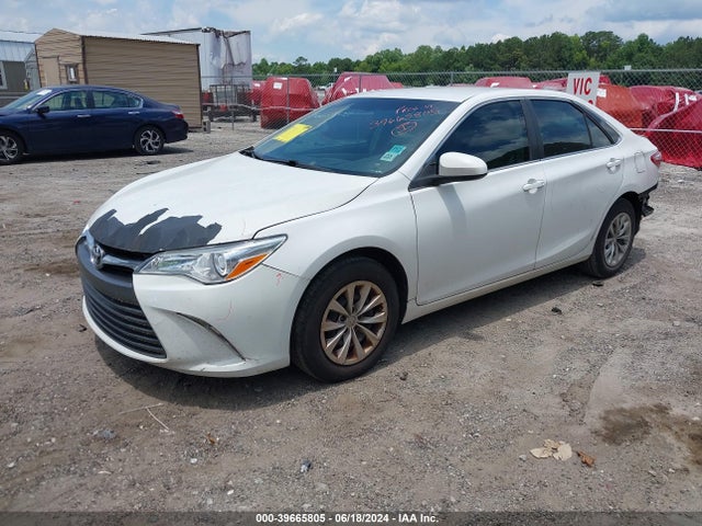 Toyota CAMRY LE 2016 4T1BF1FK7GU595515 Image 2