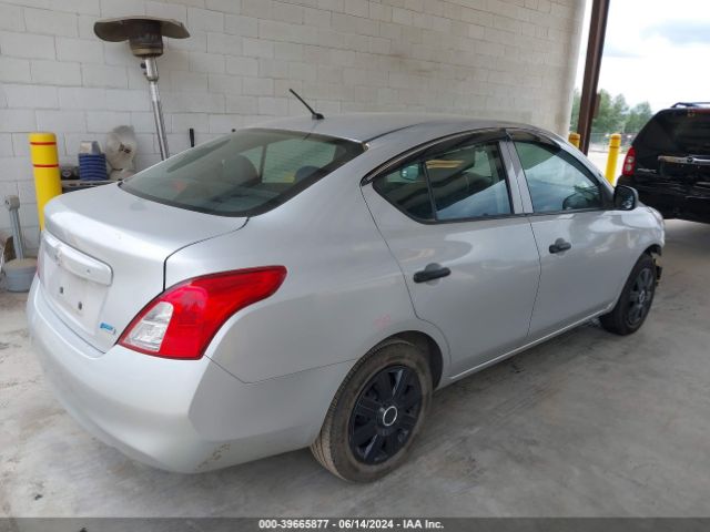 3N1CN7AP4EL831226 Nissan Versa 1.6 S