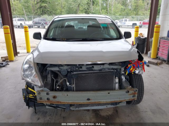 3N1CN7AP4EL831226 Nissan Versa 1.6 S