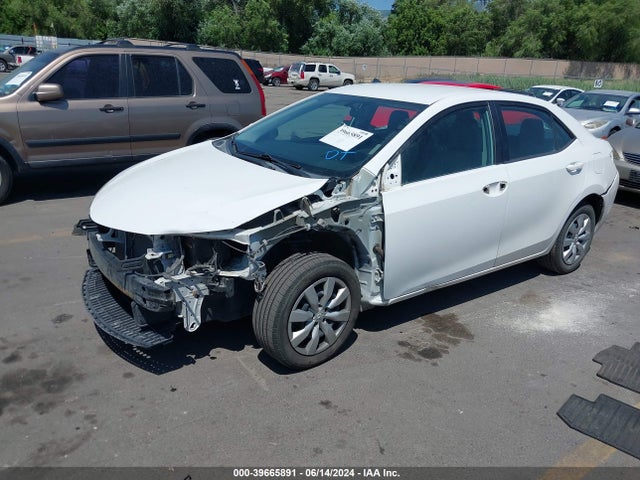 Toyota COROLLA LE 2015 2T1BURHE6FC417638 Image 2