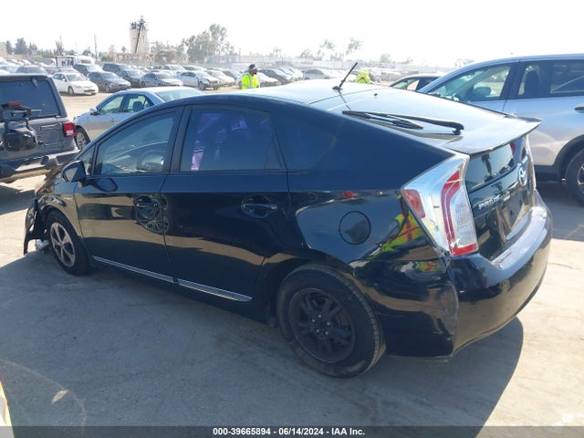 Toyota Prius Two 2014 JTDKN3DUXE1746272 Image 14