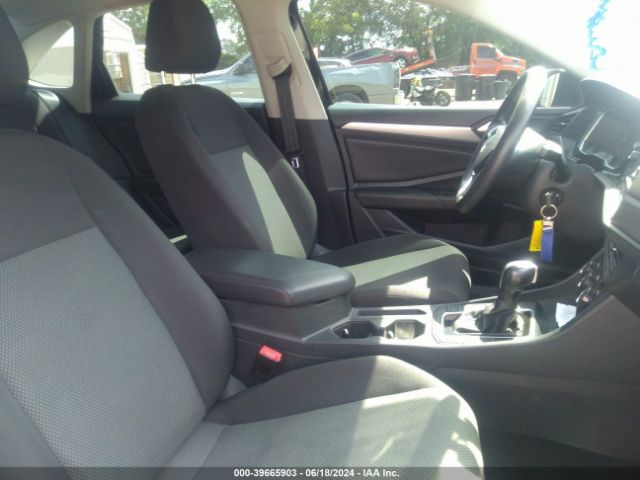 3VWCB7BU5LM017651 Volkswagen Jetta 1.4t R-line/1.4t S/1.4t Se