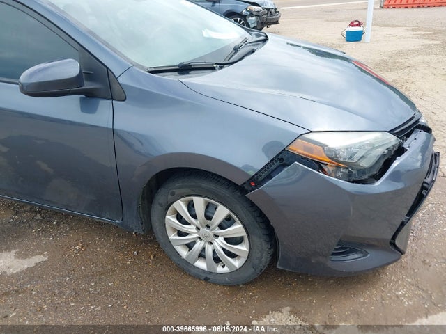 Toyota COROLLA LE 2017 5YFBURHE8HP722755 Image 18