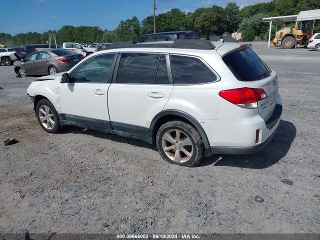 Subaru Outback 2.5i Limited 2014 4S4BRBLC3E3327820 Image 3