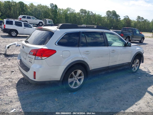 Subaru Outback 2.5i Limited 2014 4S4BRBLC3E3327820 Image 4