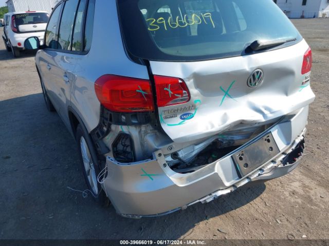 WVGBV7AX4HK051270 Volkswagen Tiguan 2.0t/2.0t S