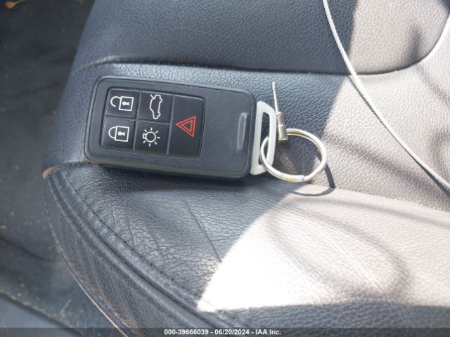 LYV402HM8JB172138 Volvo S60 Inscription T5 Platinum