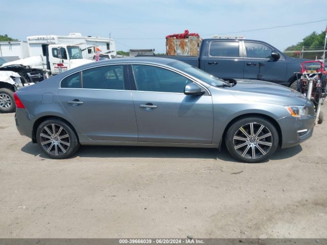 LYV402HM8JB172138 Volvo S60 Inscription T5 Platinum