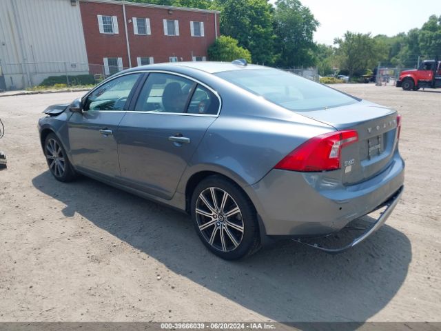 LYV402HM8JB172138 Volvo S60 Inscription T5 Platinum