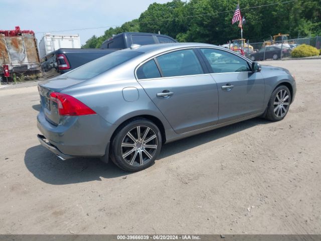 LYV402HM8JB172138 Volvo S60 Inscription T5 Platinum