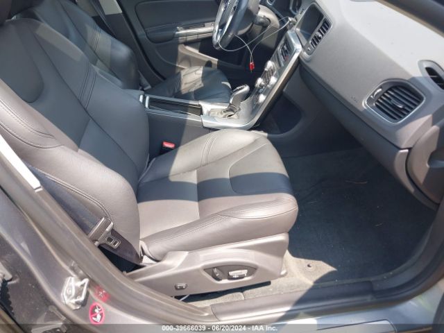 LYV402HM8JB172138 Volvo S60 Inscription T5 Platinum