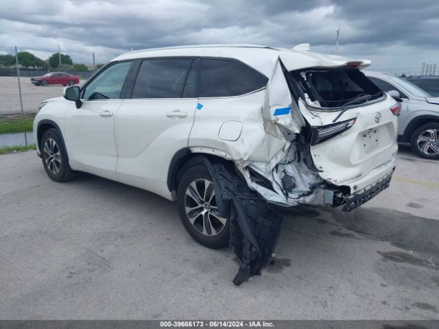5TDGZRBH7MS128766 Toyota Highlander Xle