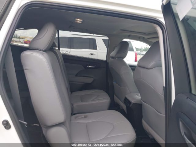 5TDGZRBH7MS128766 Toyota Highlander Xle