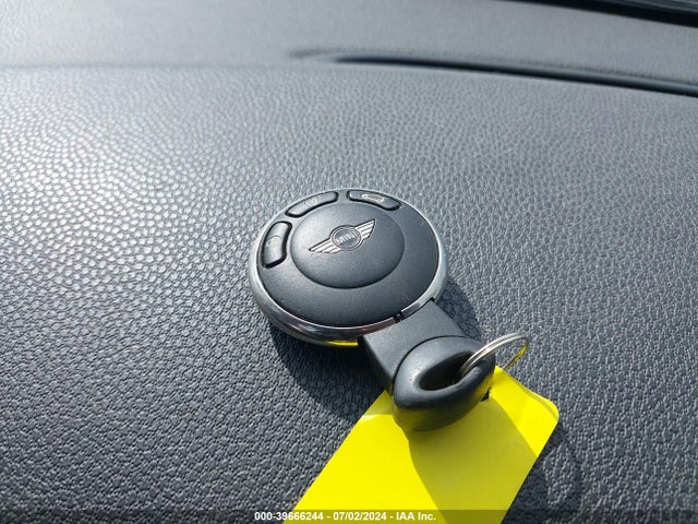 2012 MINI COOPER WMWSU3C59CT542994 Photo 10