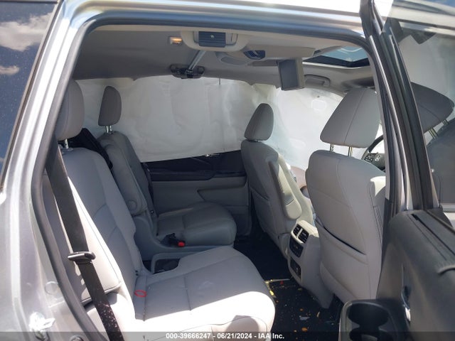 Honda Pilot Awd Touring 7 Passenger 2021 5FNYF6H61MB046604 Image 8