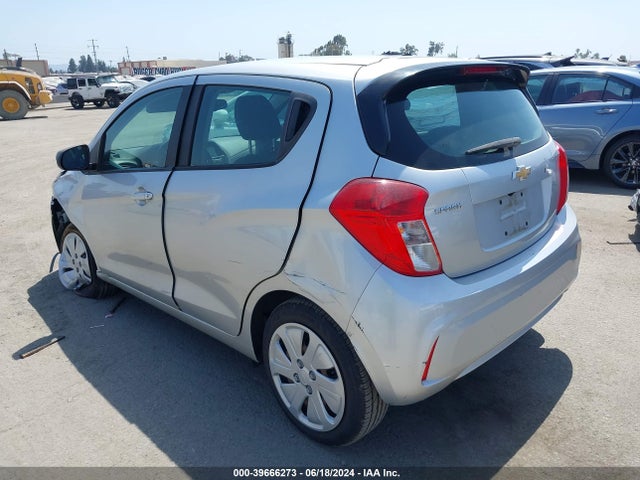 Chevrolet Spark Ls Cvt 2017 KL8CB6SA2HC818512 Image 3