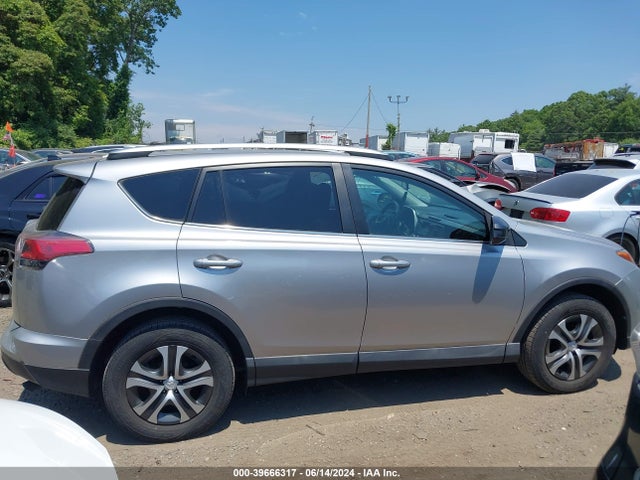 Toyota RAV4 LE 2016 2T3BFREV0GW428169 Image 13