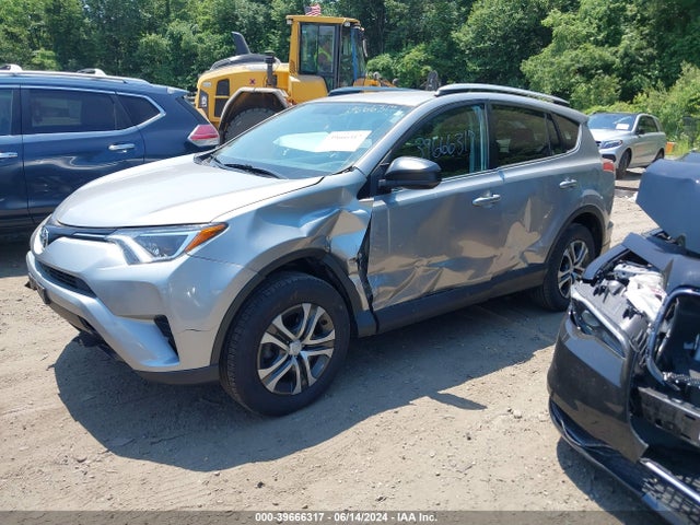 Toyota RAV4 LE 2016 2T3BFREV0GW428169 Image 2