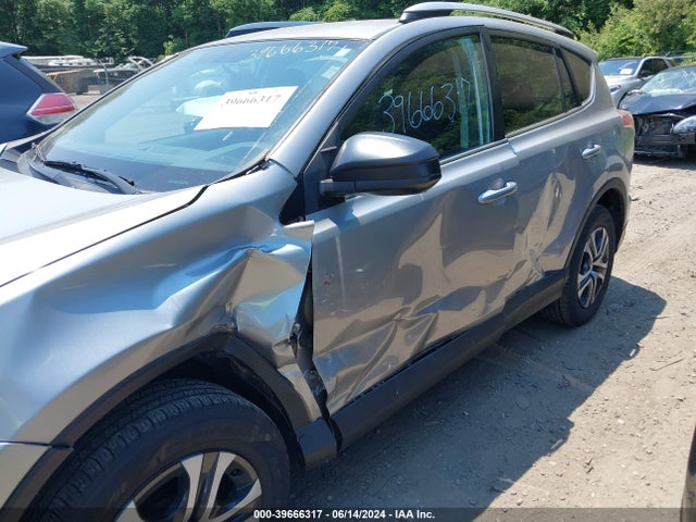 Toyota RAV4 LE 2016 2T3BFREV0GW428169 Image 6