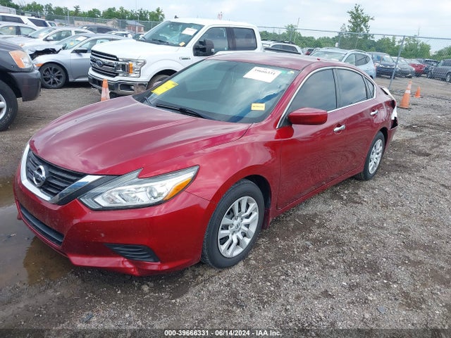 Nissan Altima 2.5 S 2018 1N4AL3AP2JC158693 Image 2