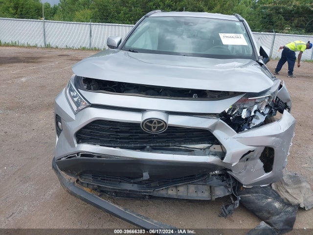 Toyota Rav4 Xle 2020 2T3W1RFV2LW065057 Image 11