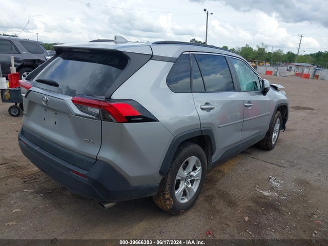 Toyota Rav4 Xle 2020 2T3W1RFV2LW065057 Image 4