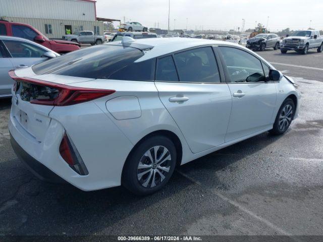 JTDKAMFP5M3172000 Toyota Prius Prime Xle