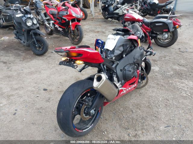 2022 HONDA CBR1000 JH2SC7714NK500009 Photo 3