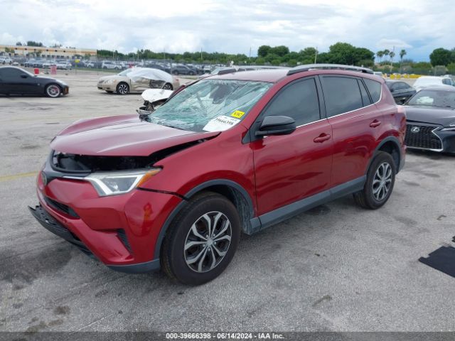 2T3ZFREV7JW448697 Toyota RAV4 LE