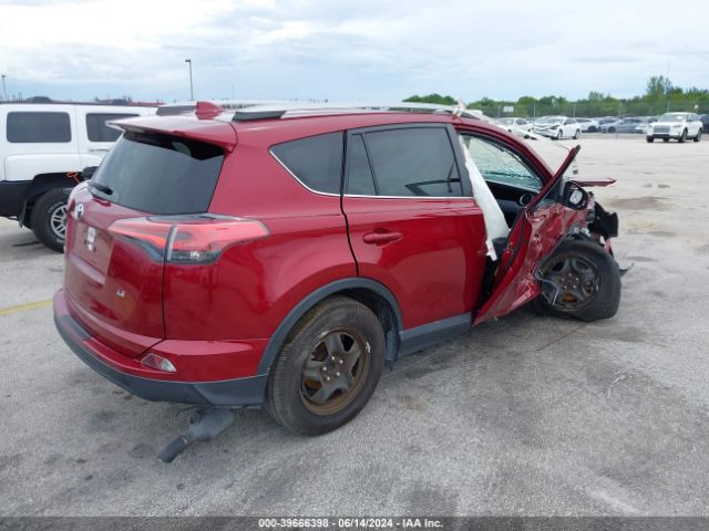 2T3ZFREV7JW448697 Toyota RAV4 LE