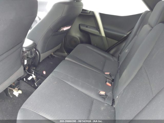 2T3ZFREV7JW448697 Toyota RAV4 LE