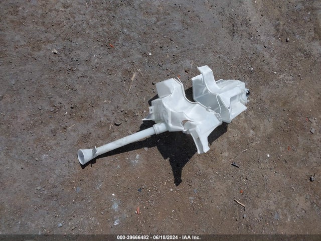 KNMAT2MTXJP510781 Nissan ROGUE S