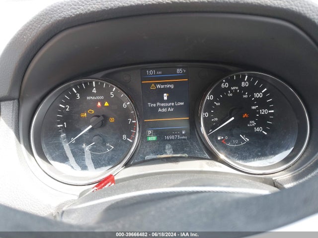 KNMAT2MTXJP510781 Nissan ROGUE S