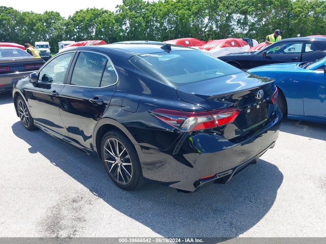 Toyota CAMRY SE 2022 4T1G11AK0NU643963 Image 3