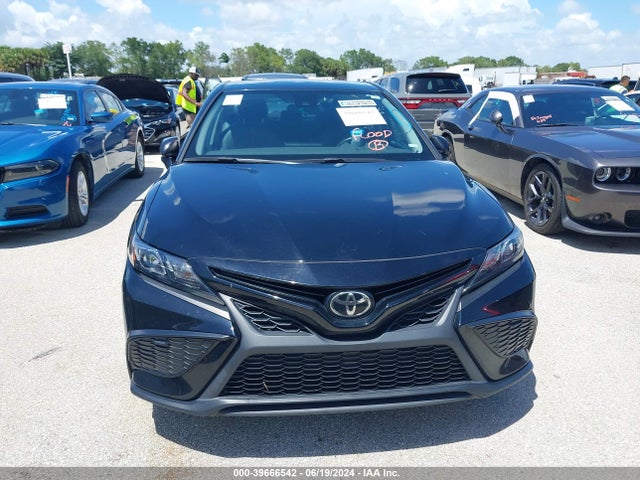 Toyota CAMRY SE 2022 4T1G11AK0NU643963 Image 6