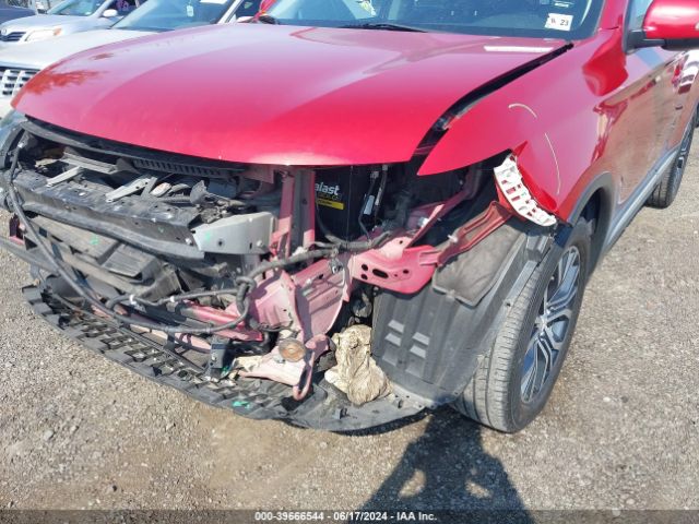 JA4AD3A32JZ037724 Mitsubishi Outlander Se