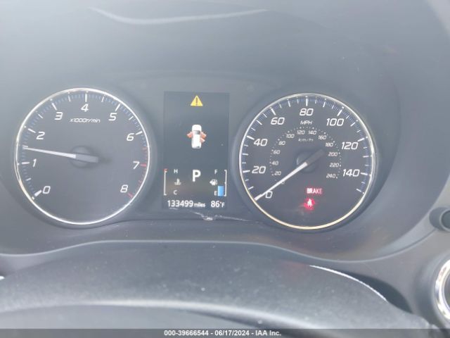 JA4AD3A32JZ037724 Mitsubishi Outlander Se