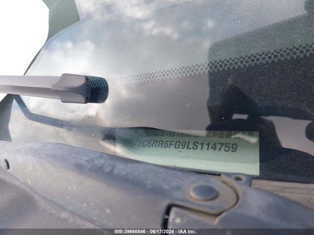 1C6RR6FG9LS114759 RAM 1500 Classic Tradesman Quad Cab 4x2 6'4 Box