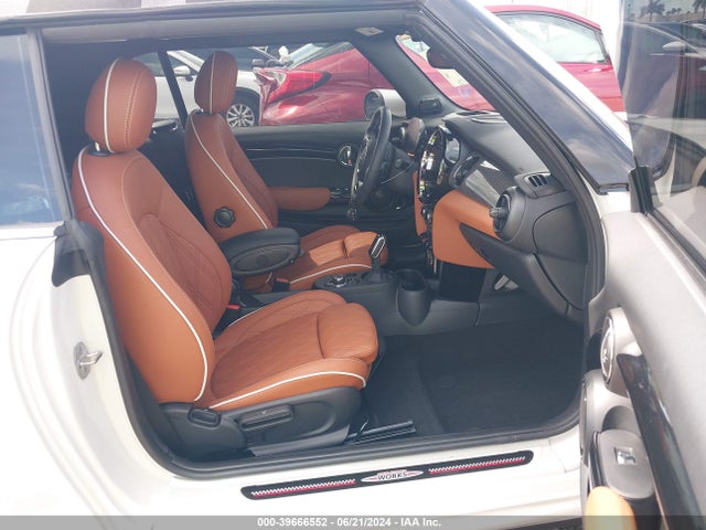 2024 MINI CONVERTIBLE WMW63DL04R3R53727 Photo 4