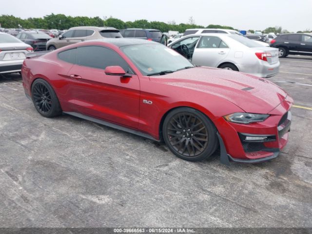1FA6P8CF8J5117131 auction archive image