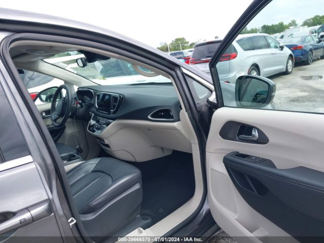 2C4RC1BGXPR573924 Chrysler Pacifica Touring L