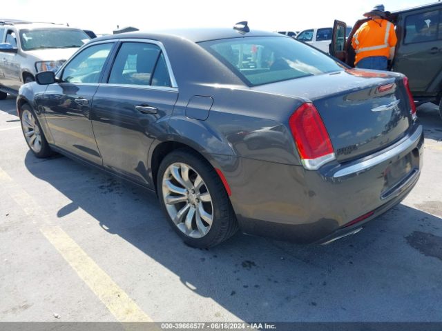 2C3CCAAGXKH602333 Chrysler 300 Touring