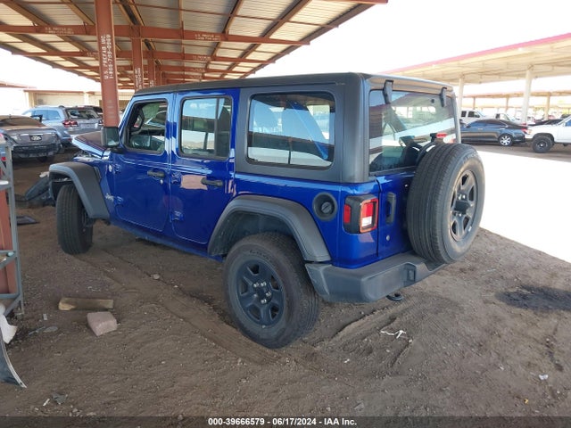 1C4HJXDN8JW241219 Jeep Wrangler Unlimited Sport 4x4