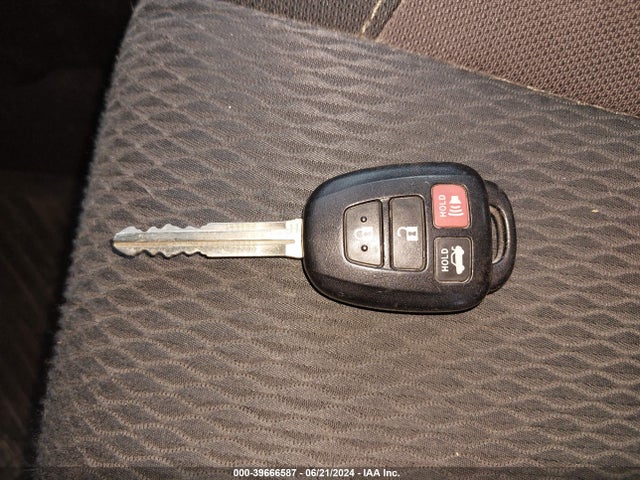 Toyota COROLLA LE 2019 2T1BURHE2KC243111 Image 11