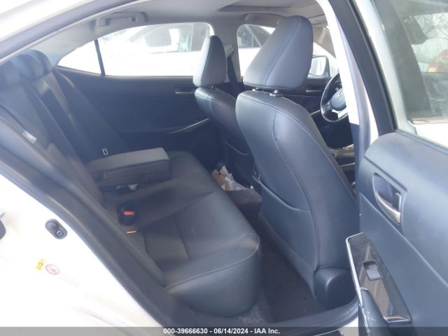 JTHBA1D28H5060483 Lexus IS 200T