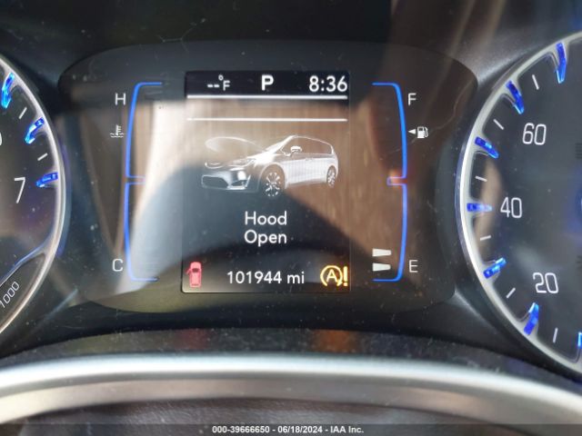 2C4RC1FG5JR112499 Chrysler Pacifica Touring Plus