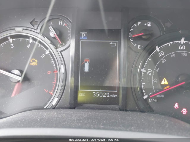 Toyota 4runner Sr5 Premium 2022 JTEFU5JRXN5257939 Image 7