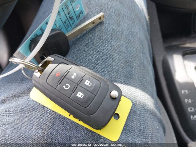 1G1JG6SHXH4166853 Chevrolet Sonic Lt Auto