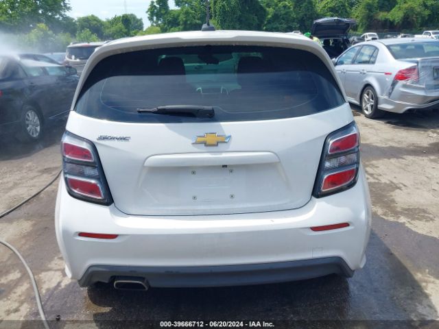 1G1JG6SHXH4166853 Chevrolet Sonic Lt Auto