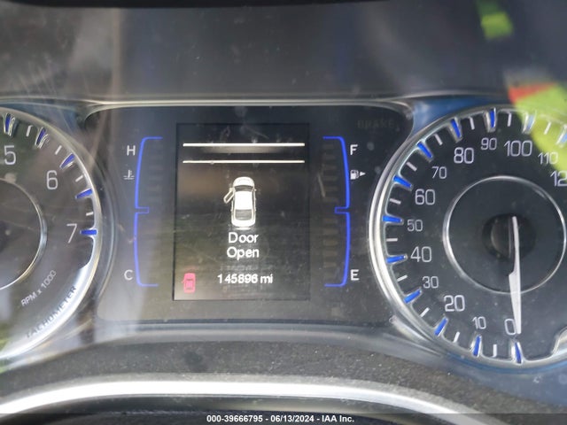 1C3CCCAB7FN695163 Chrysler 200 Limited